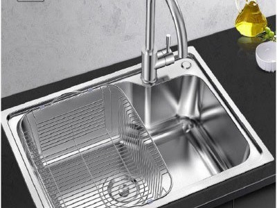 廚房不鏽鋼水槽