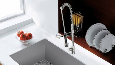 不（bú）鏽鋼水槽廠