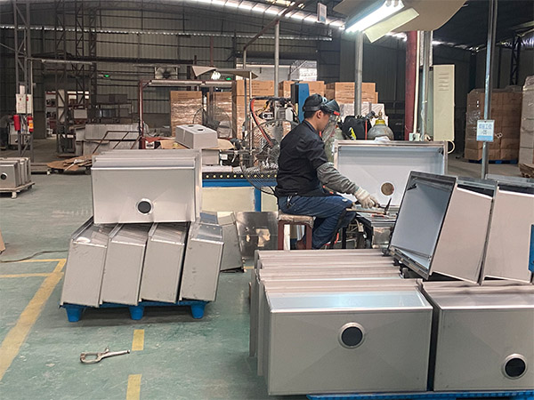 生產不鏽鋼洗菜盆廠家（jiā）