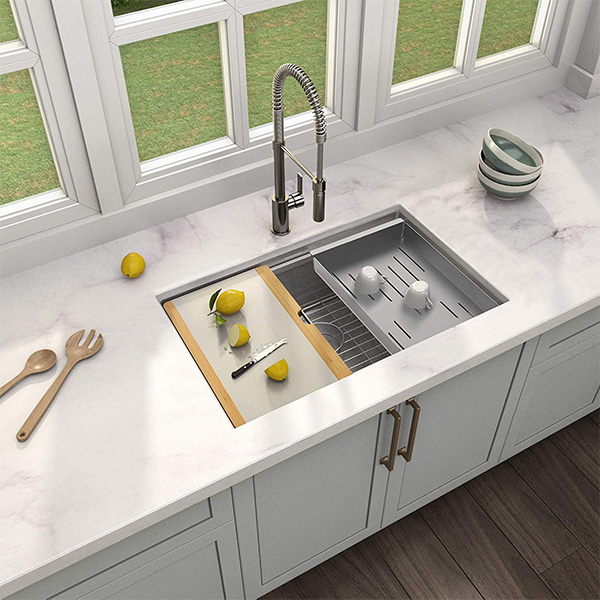 廚房（fáng）不鏽鋼水盆