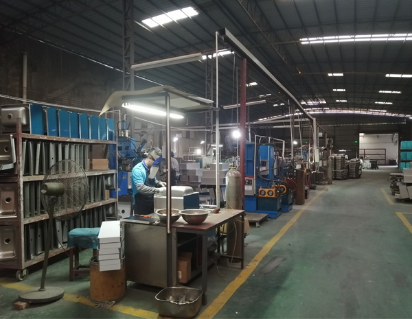 廣東不鏽鋼水（shuǐ）槽生產廠家