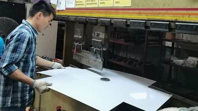 不鏽鋼（gāng）廚房（fáng）水（shuǐ）槽定製