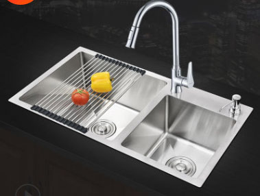 廚房不鏽鋼水槽