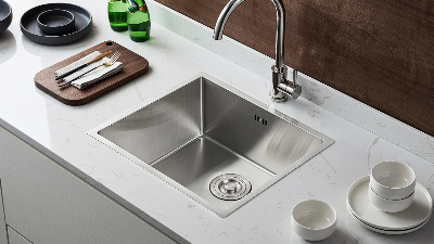 不（bú）鏽鋼（gāng）洗菜盆