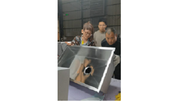 批發商實地考察工廠