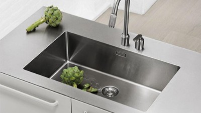 廣東（dōng）不（bú）鏽鋼水槽（cáo）廠（chǎng）家